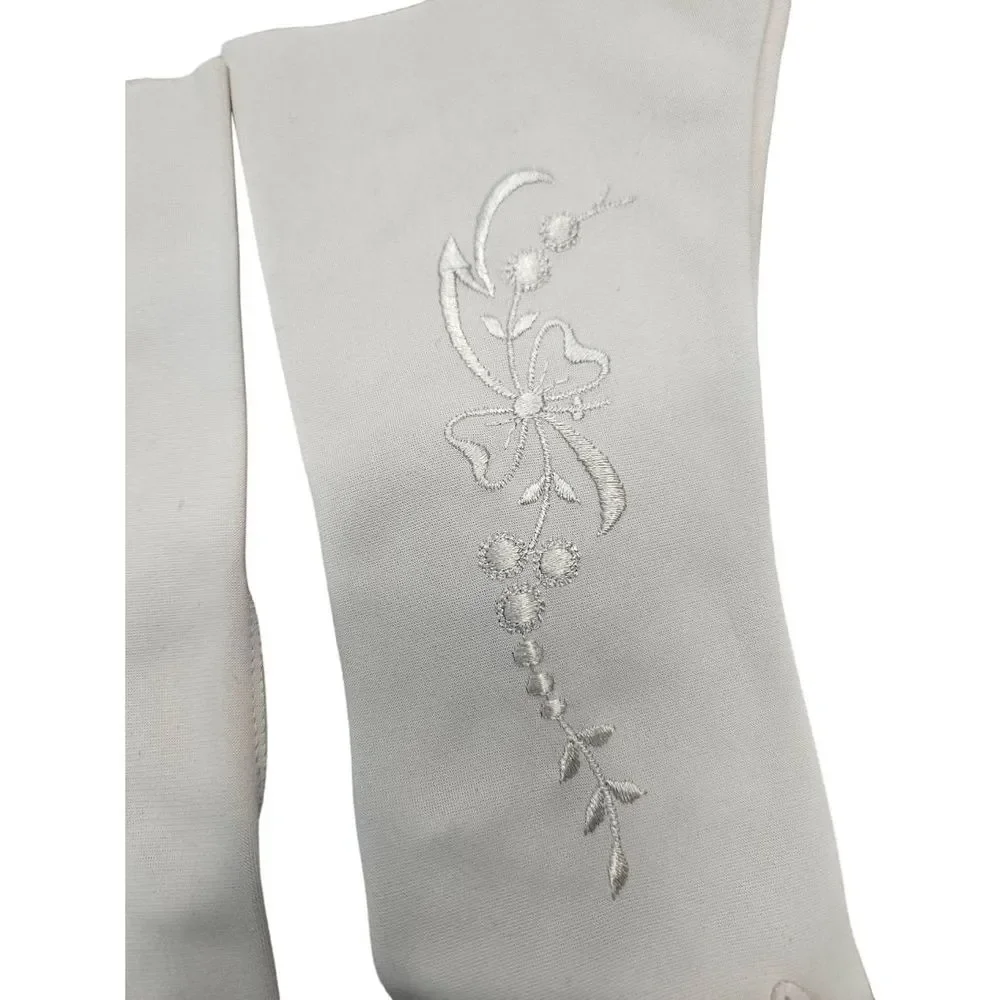 Vintage Off White Embroidered Evening Gloves